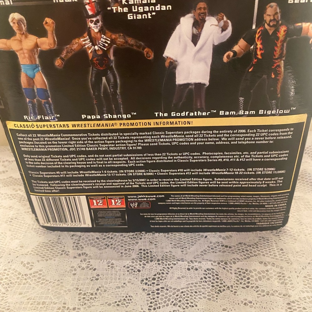 WWE Classic Superstars Ric Flair New Jakks 2005 Series 9 Blue Robe - Picture 9 of 11